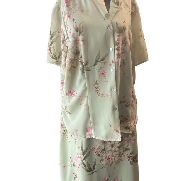 Two piece skirt suit size 20 new without tag super cute - Picture 2 of 2